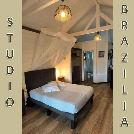 Studio Brazilia Bois Et Nature, Terrasse Avec Vue Sur Les Pitons Le Robert Exterior photo