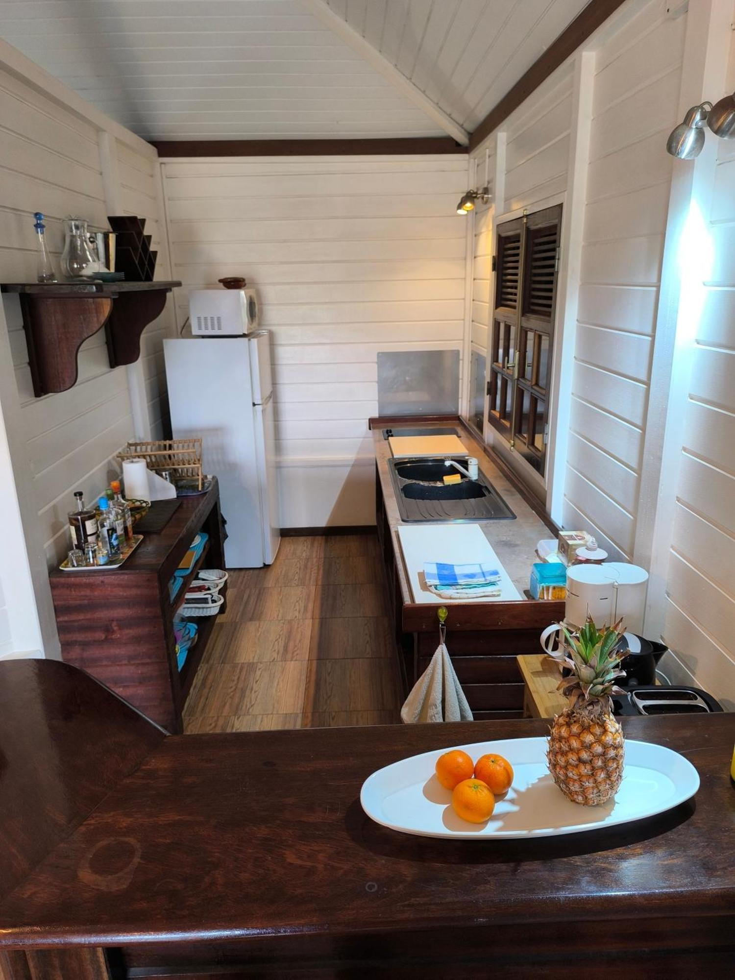 Studio Brazilia Bois Et Nature, Terrasse Avec Vue Sur Les Pitons Le Robert Exterior photo